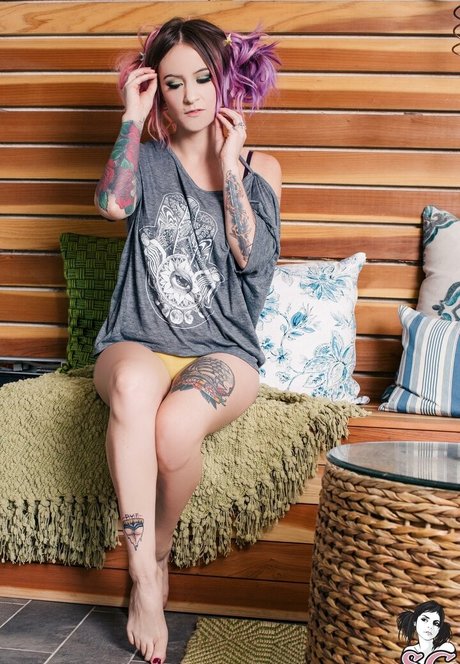 Delacour high quality actress pics