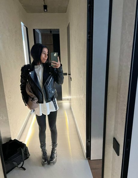 daya wifey star high quality images