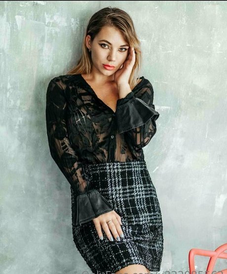 sandraa love model perfect pics