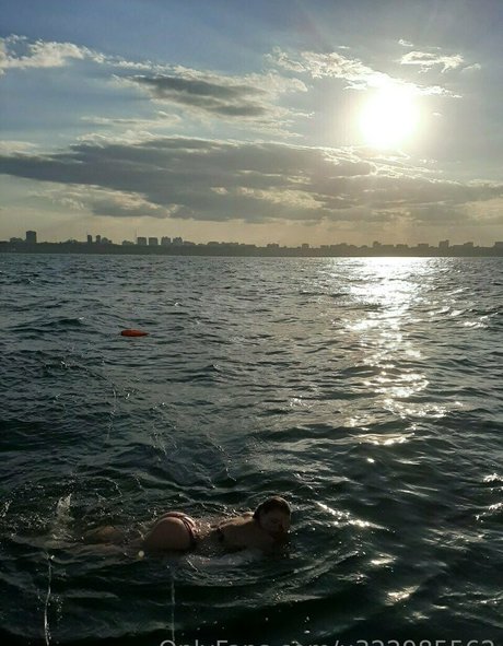 sandraa love adult star picture