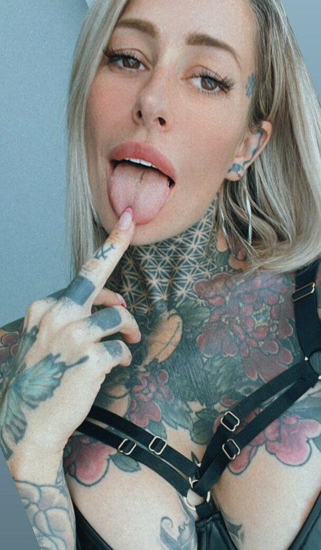 inkedgigi pornographic model pictures
