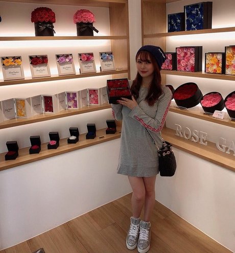 Maiha Hinata star art photos