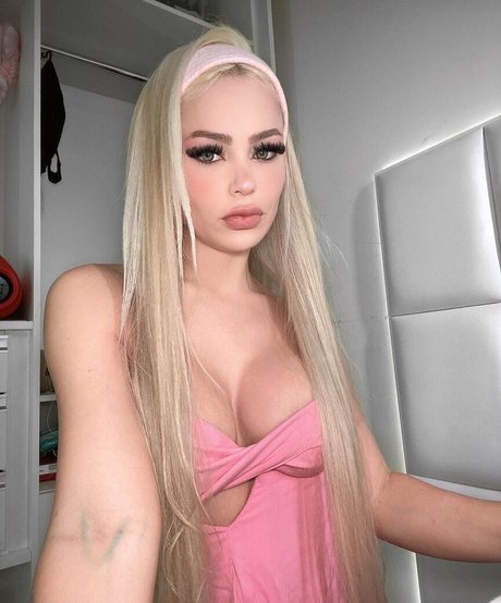 Dapariz beautiful actress photos