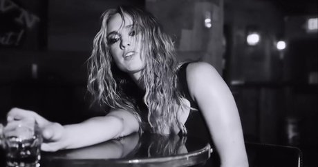 Sophia Scott pornstar nudes images