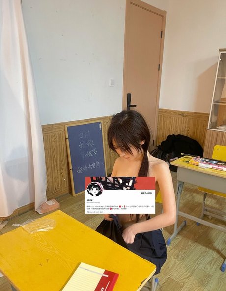 SS95577233 sexy actress pictures