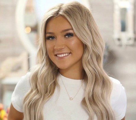 asian onlyfans pornographic picture