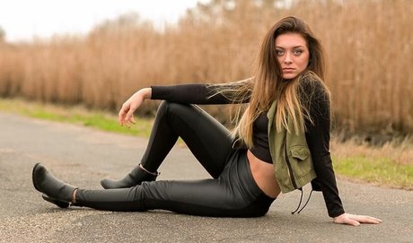 Logan Brickhouse nice pornstar img