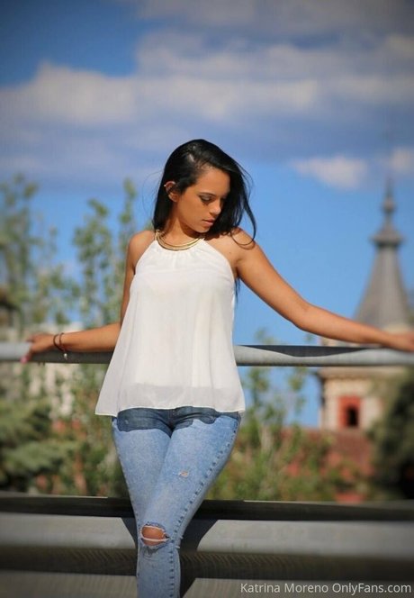 katrinamorenofree model naked pic