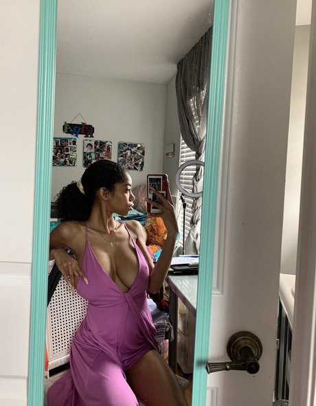 Kira Imani model free img