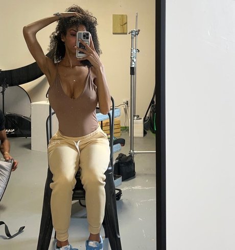 Kira Imani pornstar nudes image