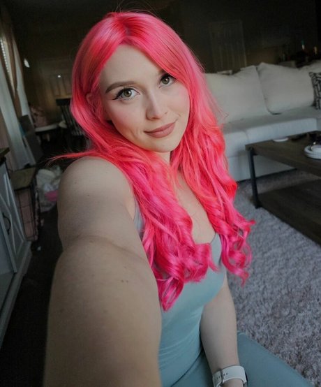 Itsqueenmanda star art pic