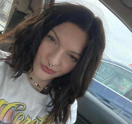 Rhiannon Jena hd star images