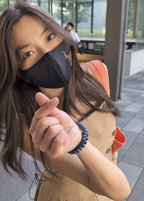 OniGiri star porn photo