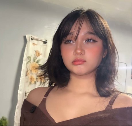 camile soyummy naked star img