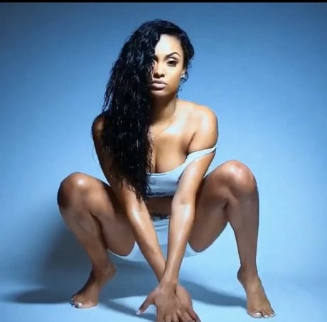 Brittney Elena hd pornstar pics