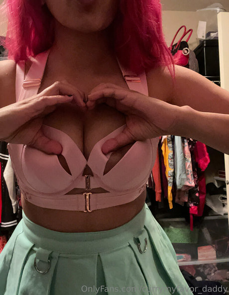 currymyfavor free adult star galleries