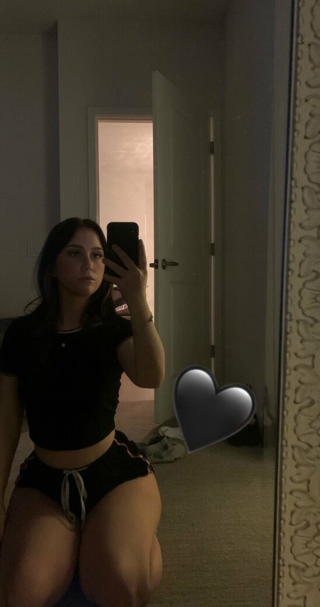 lewdkumi erotic star photo