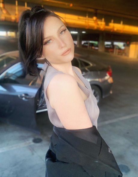 lewdkumi model best pictures