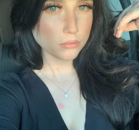 lewdkumi sexy actress images