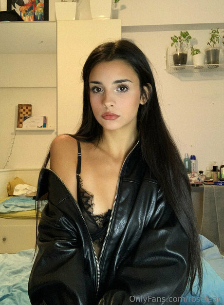 roselean free pornstar img