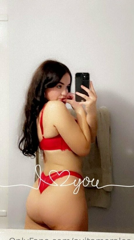 avitamorales hot model archive