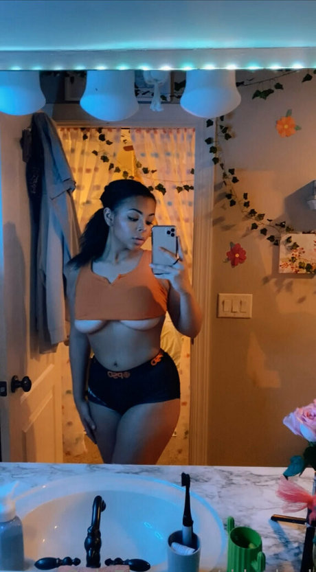 ri leaked pornstar beautiful pics