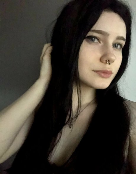 astrid gothly perfect actress image