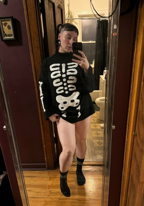 makeup artist onlyfans free nude photos