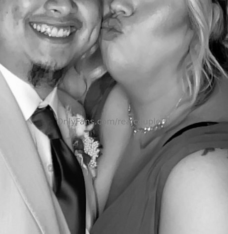 realcouple34 adult model pictures