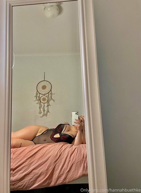 Hannah Buethke pornstar sexy gallery