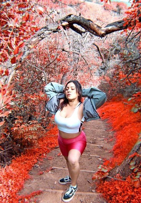 honeyxxxbearr pornstar top image