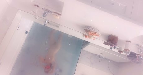 cutieblonde18 sexy model img