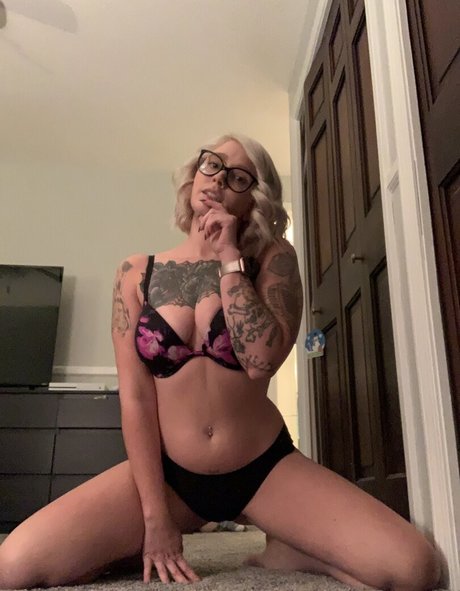 iamlydiafoxx star art pics