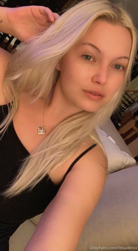 lexaaknox model hot pictures