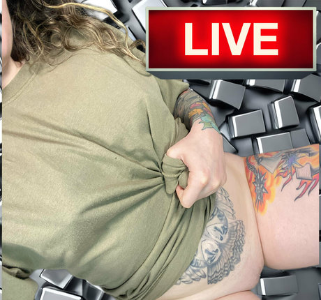 lovelylizfree free model photo