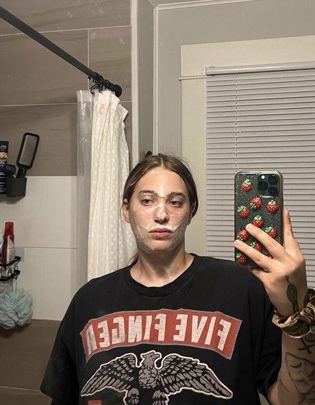 Sophia Cundiff model pictures