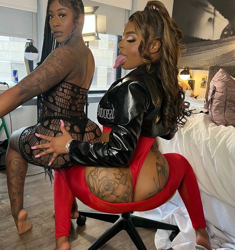 skinny milf onlyfans free porn pictures