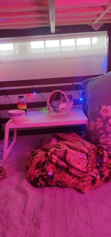 ayakamoe2910 erotic star photo