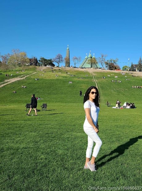 ayavonlee star high quality pictures