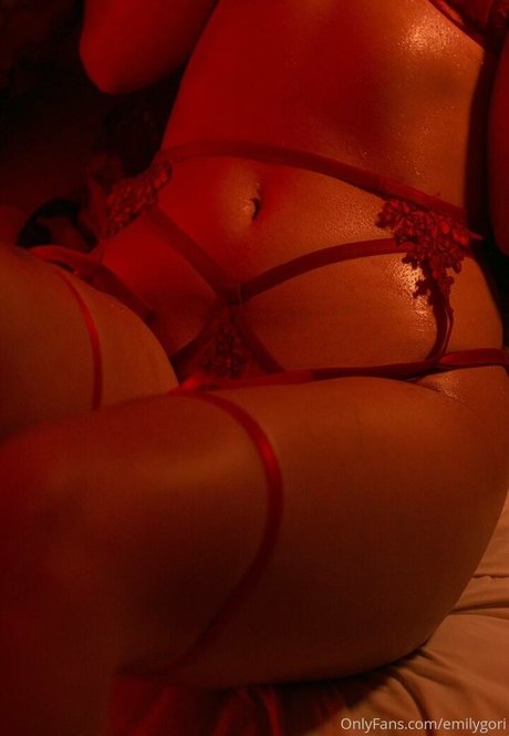 Emily Gori star art pictures