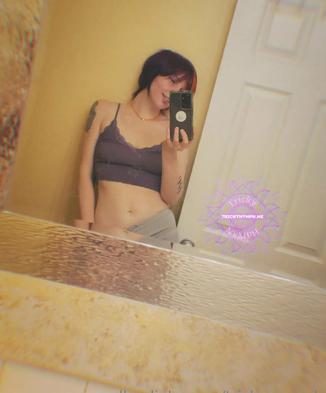 trickynymph star erotic pics