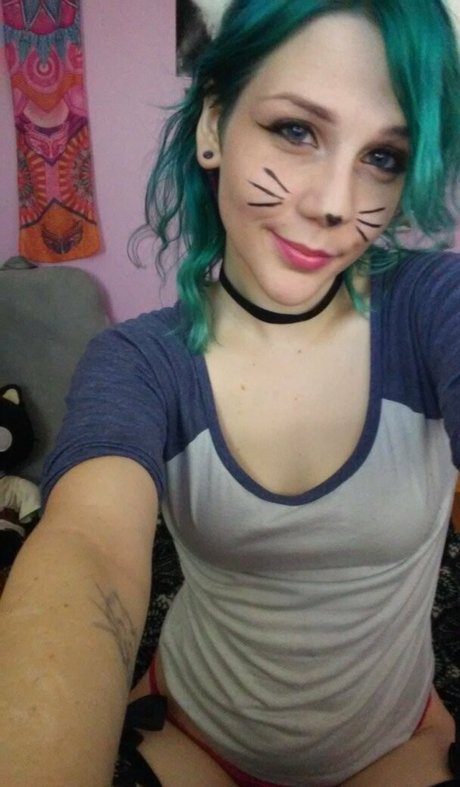 trickynymph free pornstar images