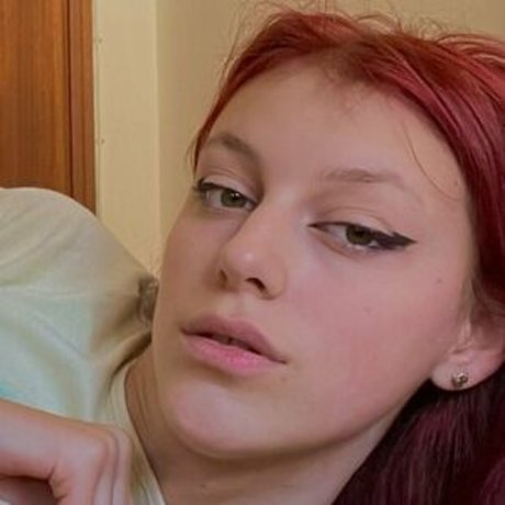 Lety Star model naked gallery