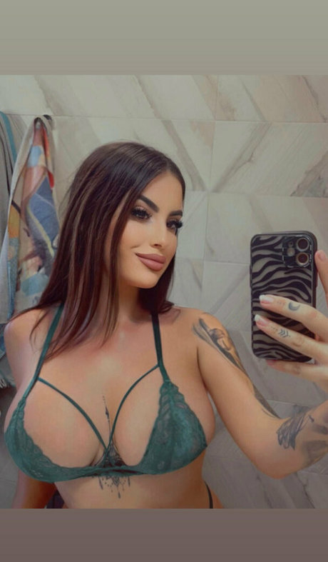 alexiaalove actress img