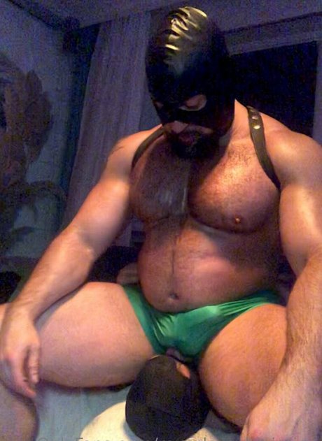 muscle submission porn star picture