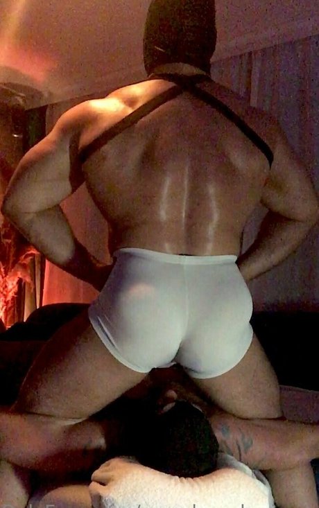 muscle submission model xxx archive