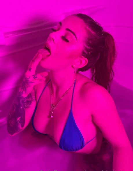 naughty batter hd model images