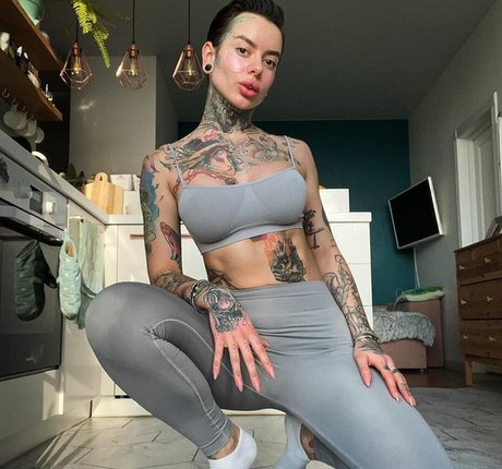 steph paul pornographic model archive