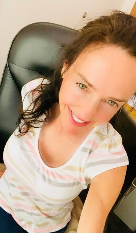 lilrosiedoll model beautiful image