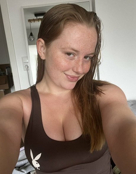 kajamood porn actress picture